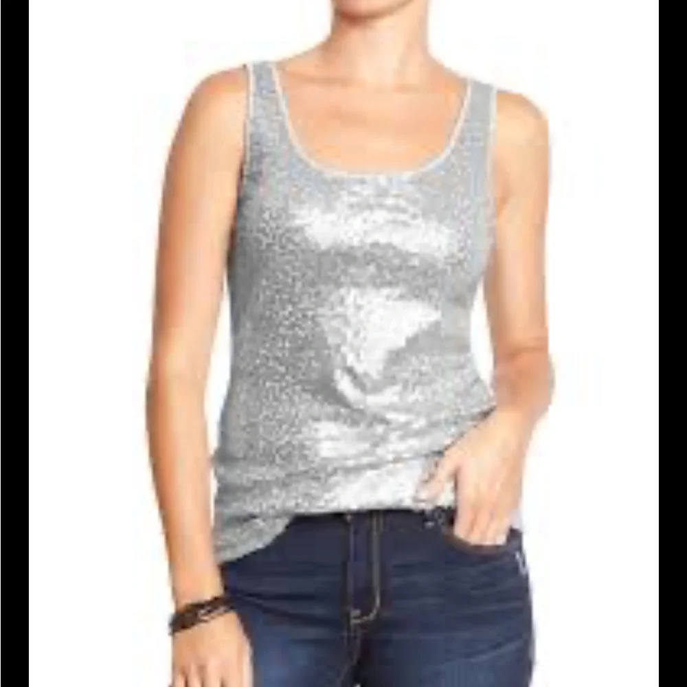 Gap silver sequin sparkly tank top, size medium - Picture 3 of 8
